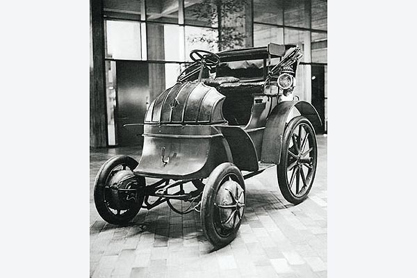 Lohner shop porsche 1900